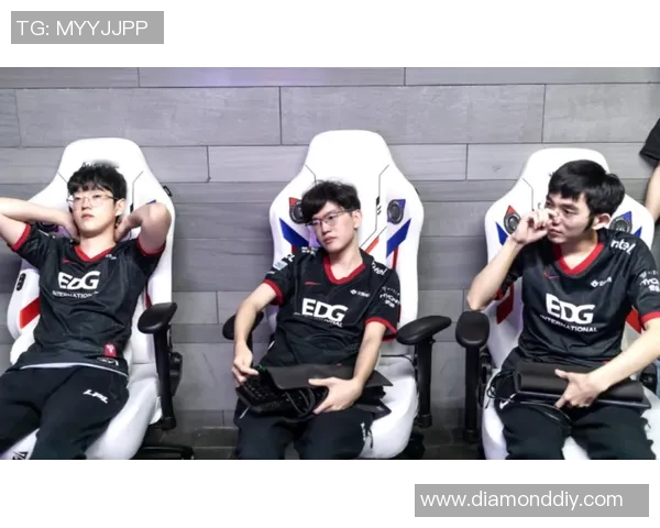 赛后复盘：EDG与LNG对决中的战术意识与团队配合分析